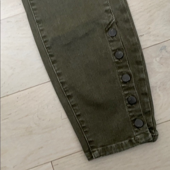 J. brand green jeans with buttons on lower legs - Picture 2 of 6